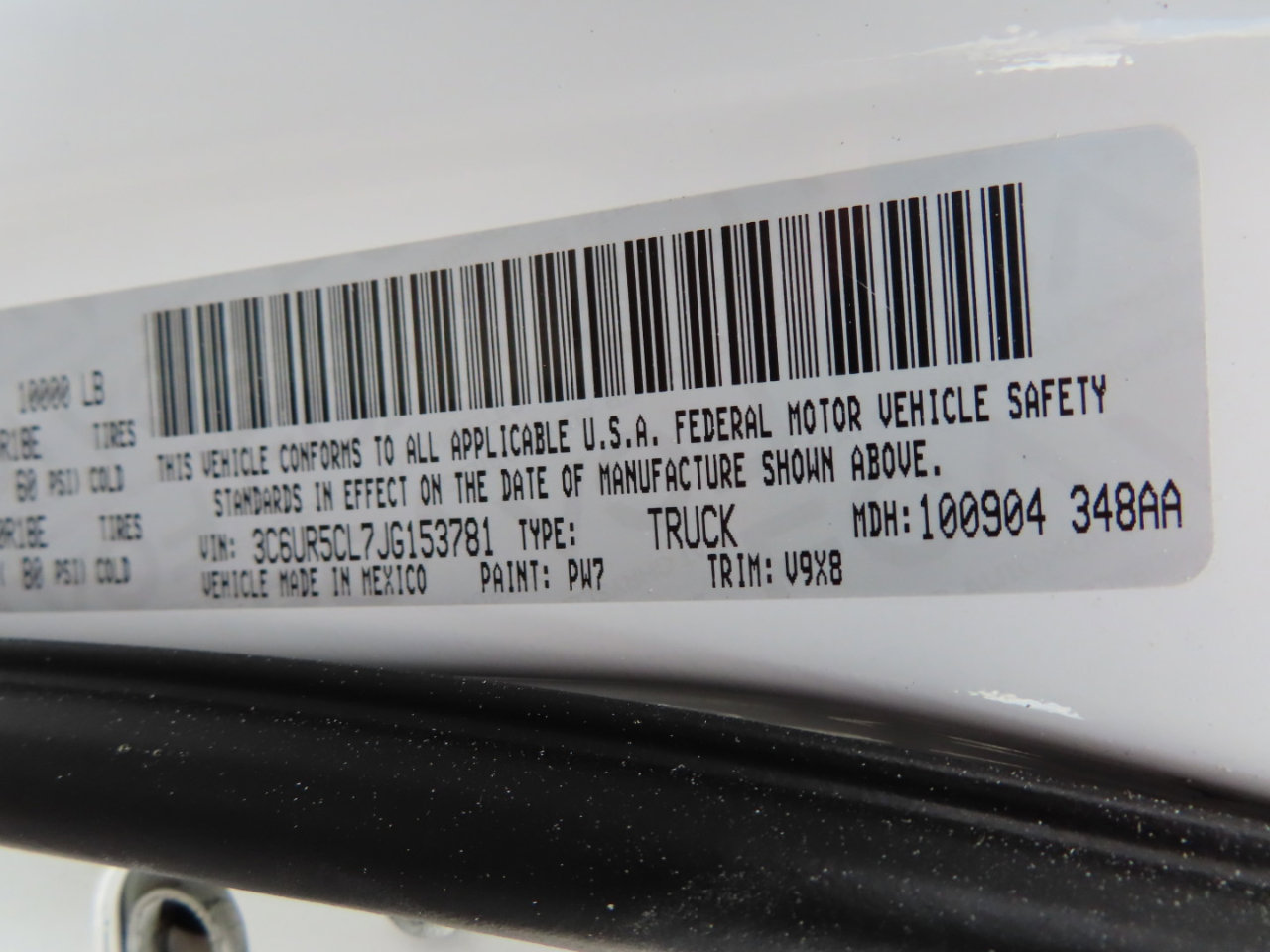 Used 2018 RAM 2500 Tradesman w/ Chrome Appearance Group image 11