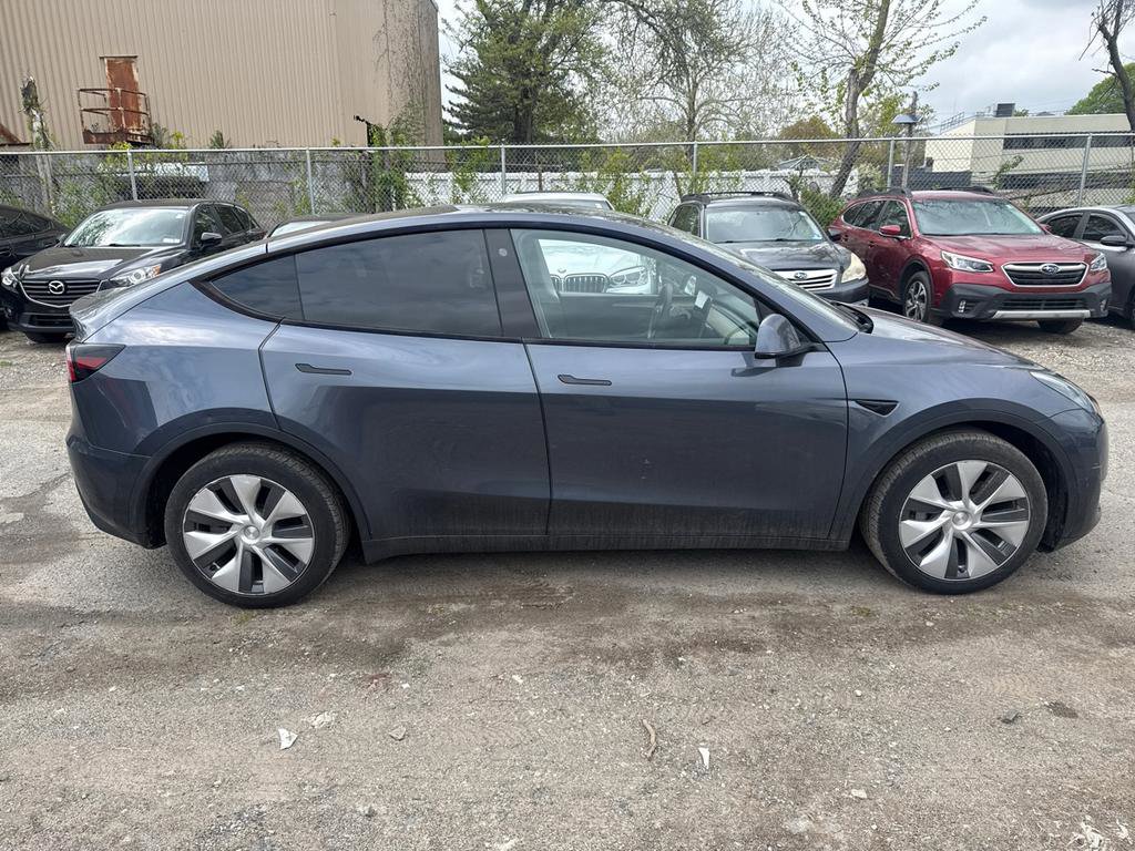 Used 2023 Tesla Model Y Long Range AWD/4WD image 8