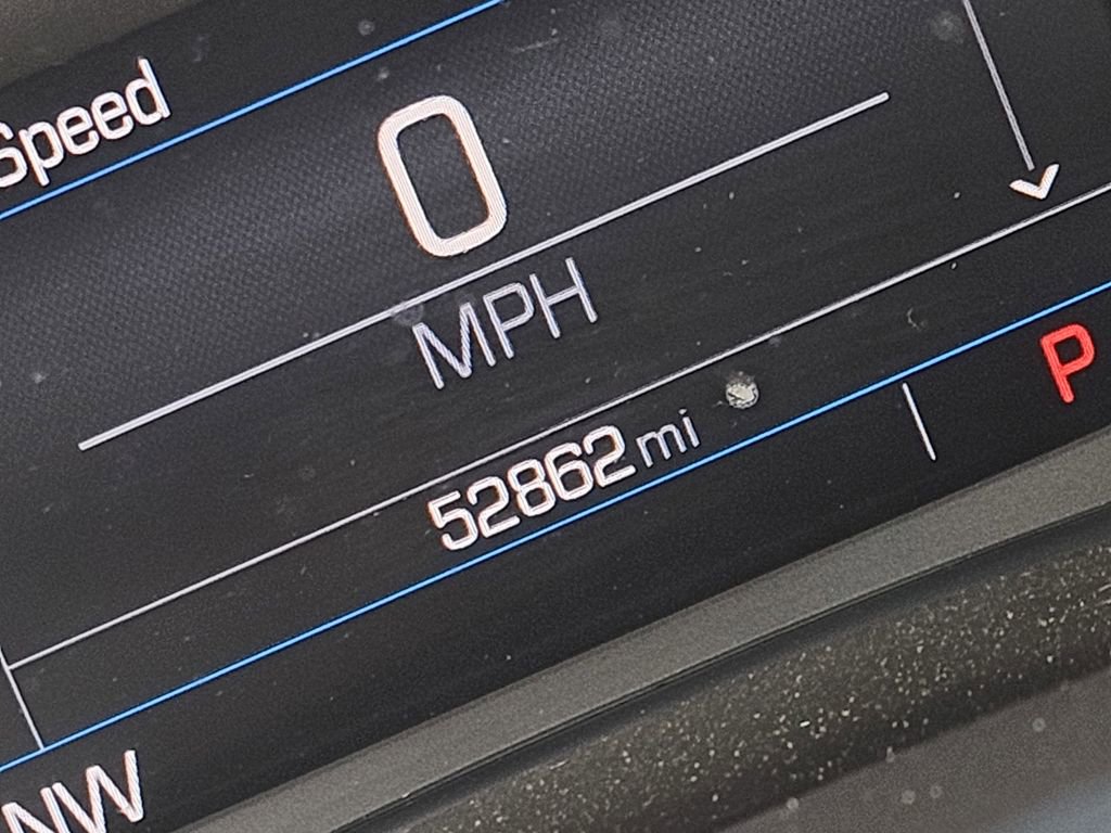 Used 2024 GMC Terrain SLE image 13