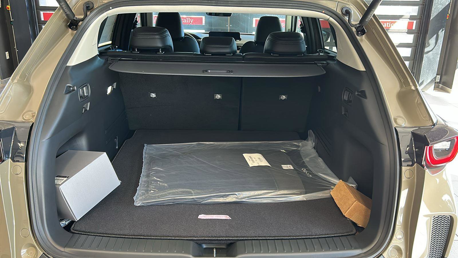 New 2025 MAZDA CX-50 AWD 2.5 Turbo w/ Cargo Package image 23