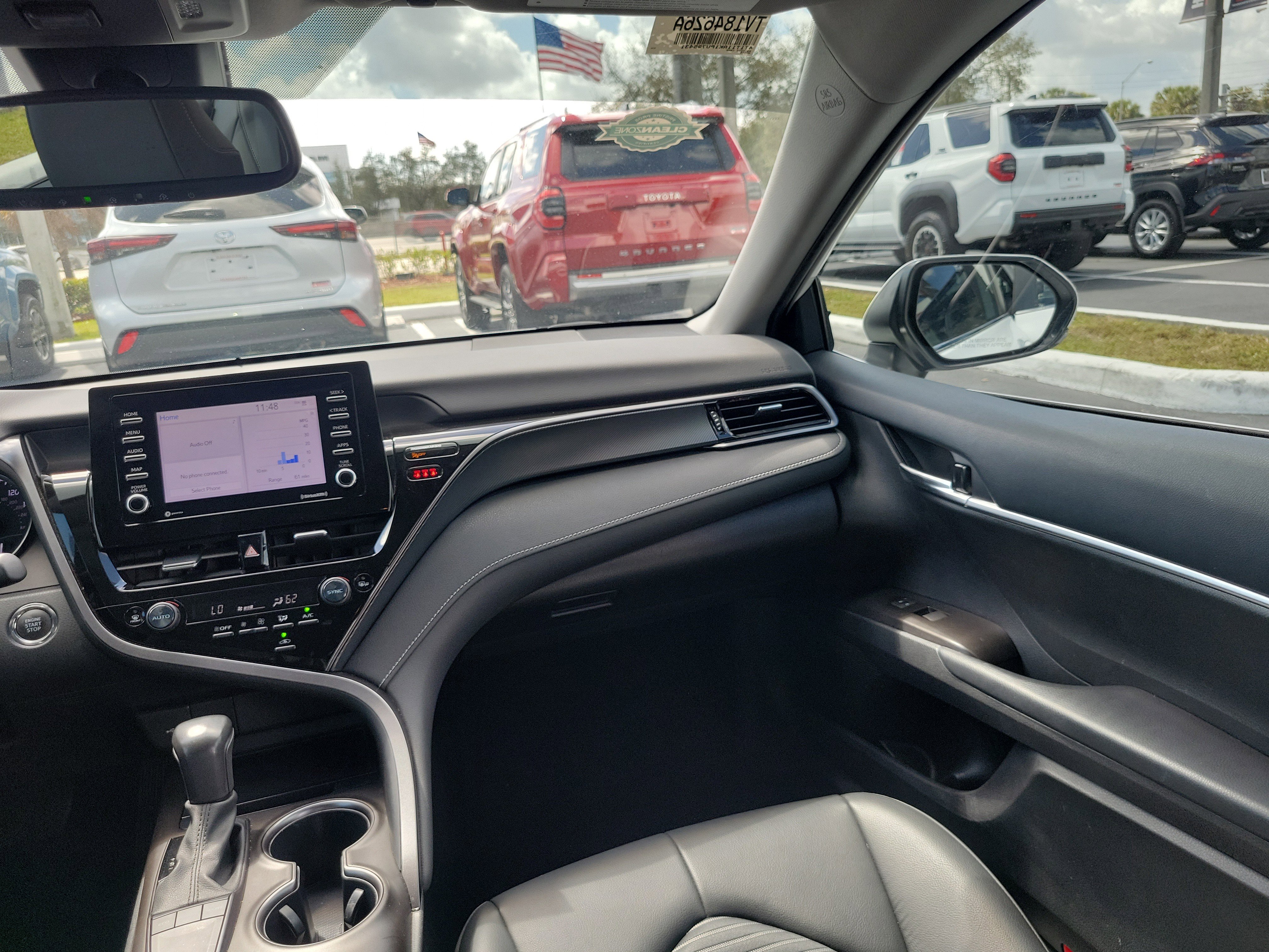 Used 2023 Toyota Camry SE w/ Convenience Package FWD image 17