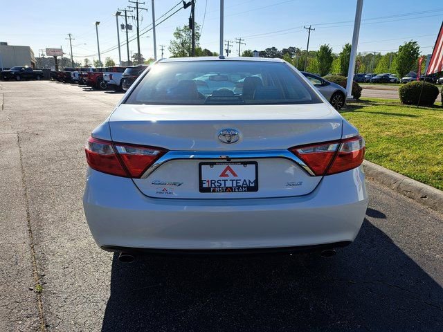 Used 2015 Toyota Camry XLE image 9
