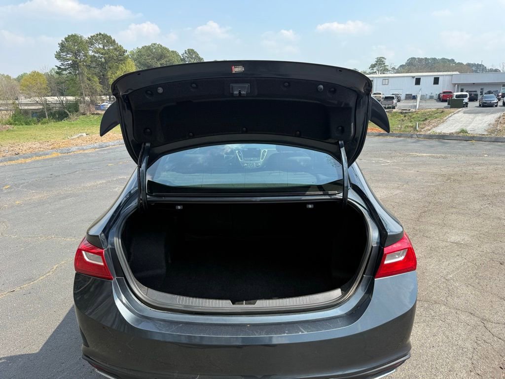 Used 2019 Chevrolet Malibu RS image 18