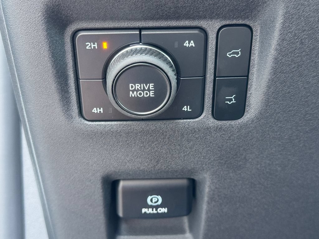 Used 2025 Ford Expedition Platinum AWD/4WD image 14