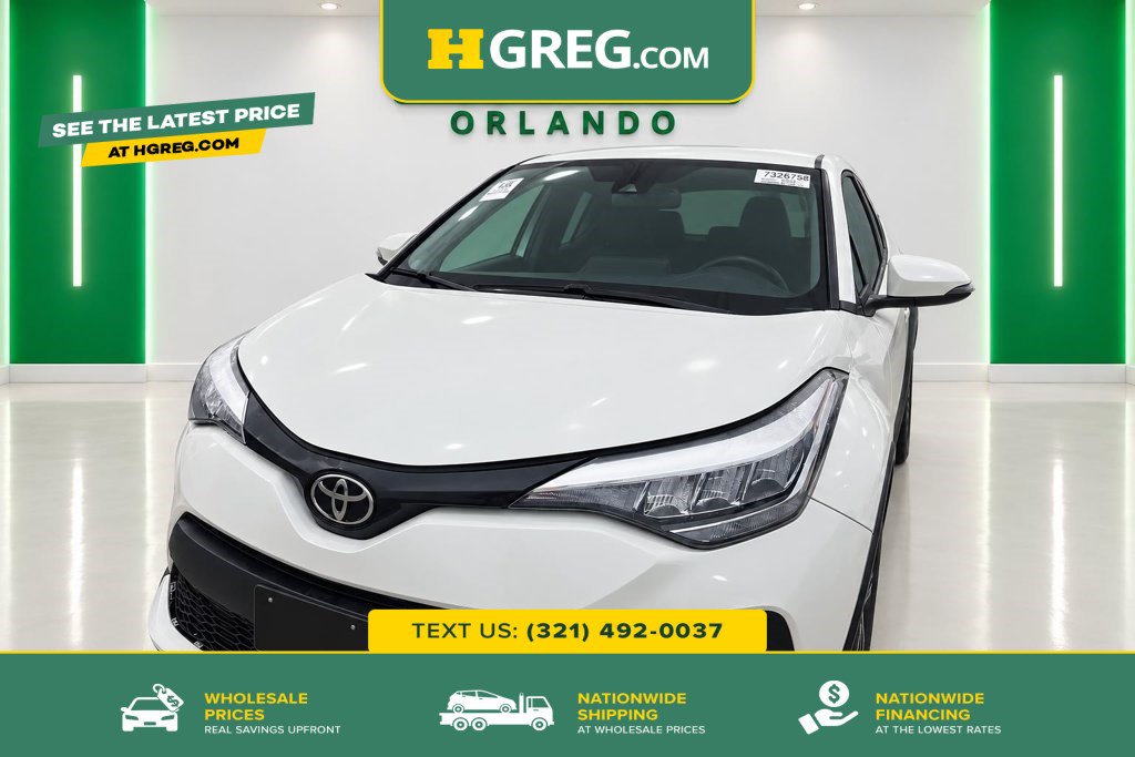 Used 2021 Toyota C-HR XLE FWD image 1