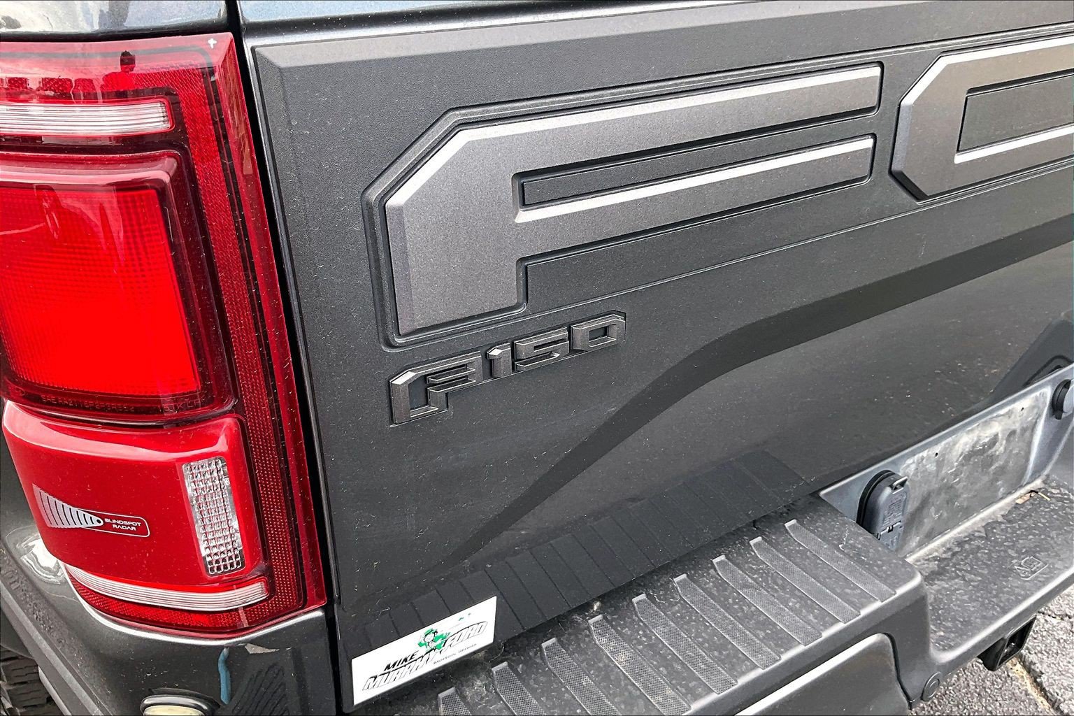 Used 2019 Ford F150 Raptor w/ Equipment Group 802A Luxury AWD/4WD image 8