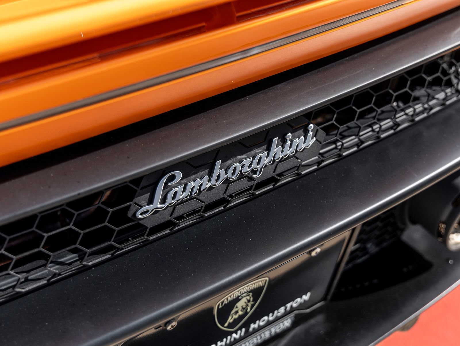 Used 2021 Lamborghini Huracan EVO RWD image 16