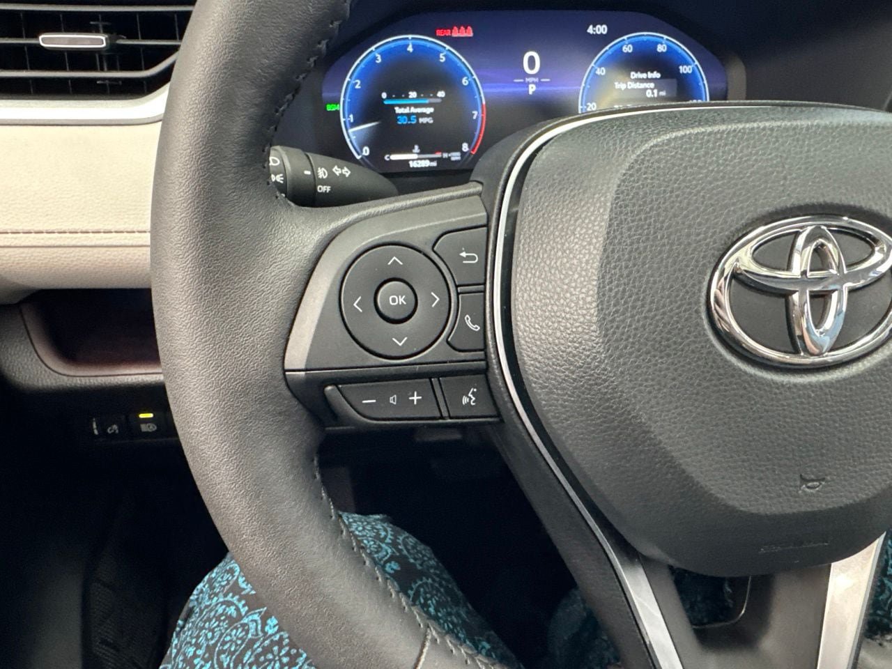 Used 2023 Toyota RAV4 Limited w/ Limited Grade Weather Package AWD/4WD image 21