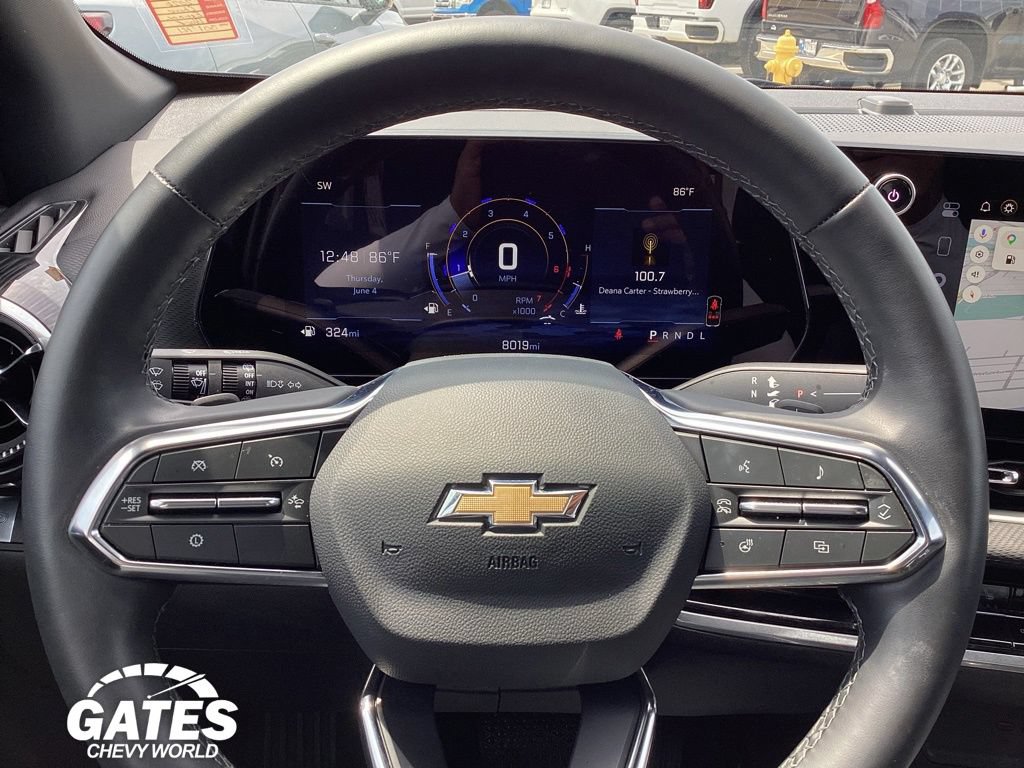 Used 2026 Chevrolet Equinox LT FWD image 25