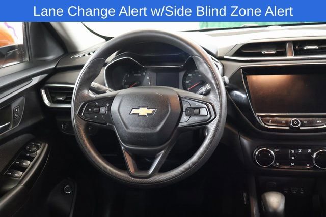 Used 2022 Chevrolet TrailBlazer LT w/ Sun and Liftgate Package AWD/4WD image 15