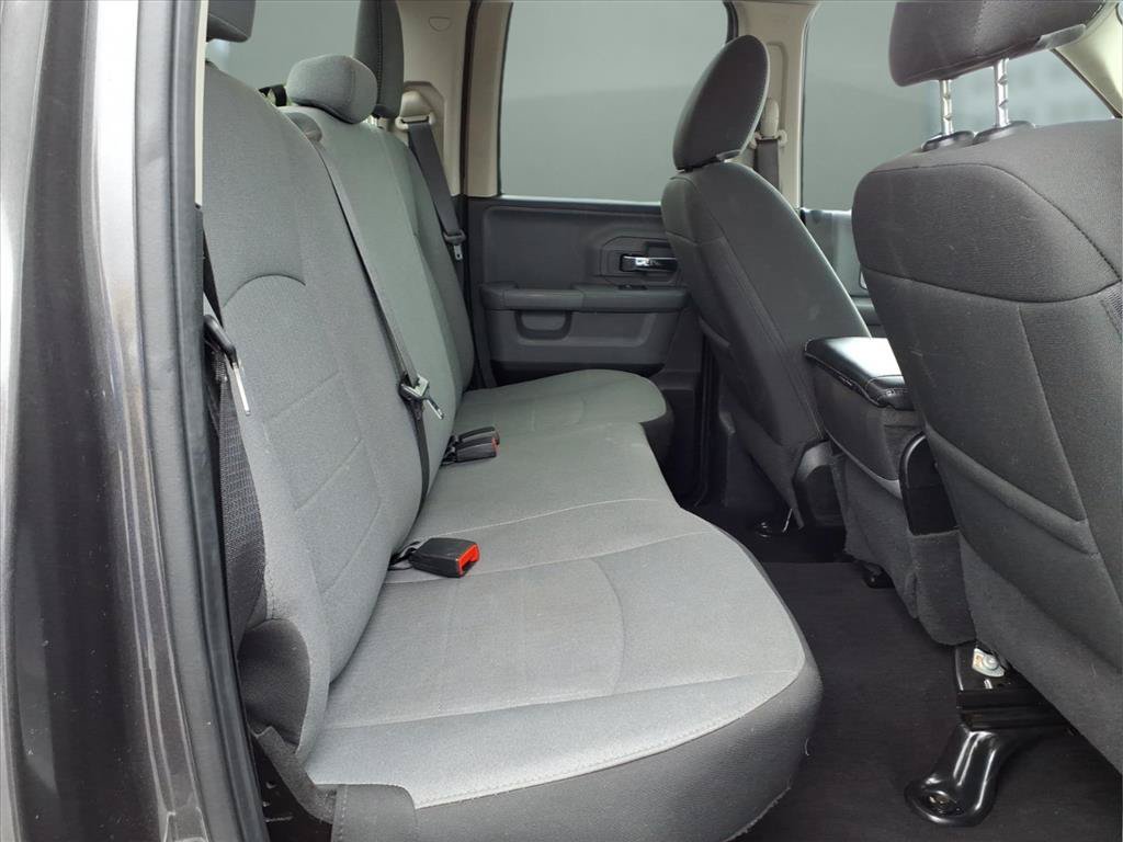 Used 2024 RAM 1500 Classic SLT AWD/4WD image 30