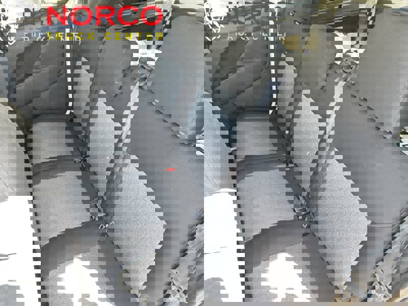 Used 2018 RAM ProMaster City SLT w/ Lights & Wheels Group image 13