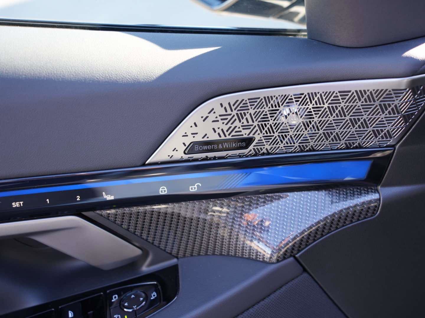 Used 2026 BMW M5 image 8