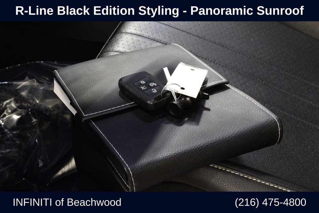 Used 2022 Volkswagen Tiguan SE R-Line image 39