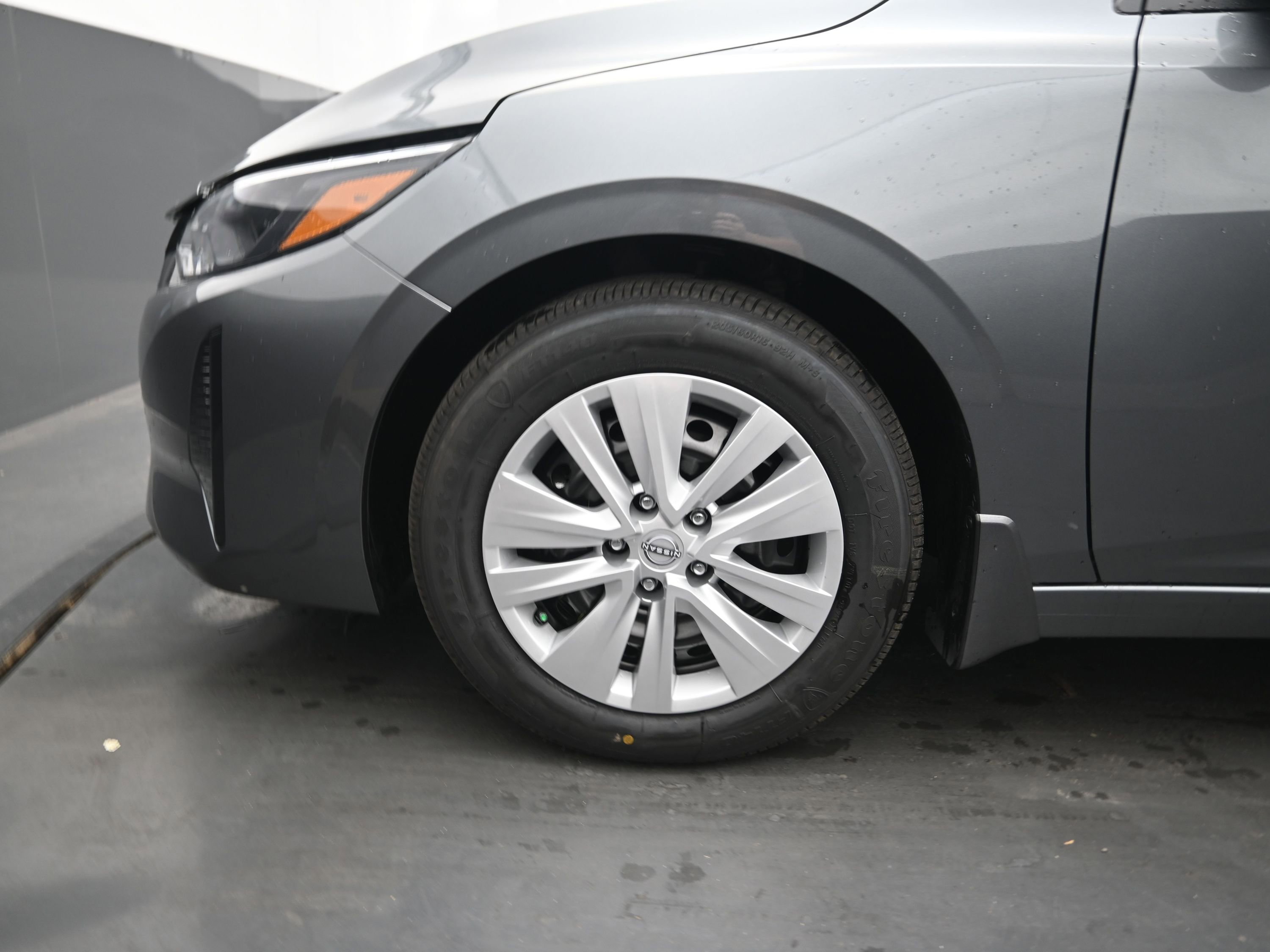 New 2025 Nissan Sentra S image 9