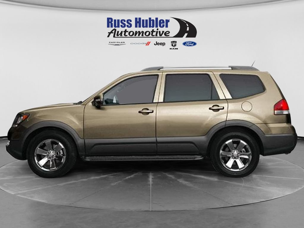 Used 2009 Kia Borrego LX RWD image 5