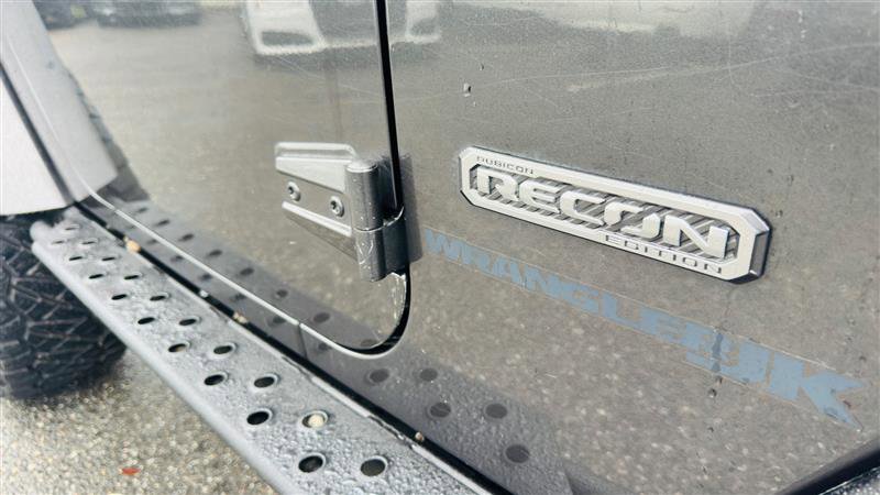 Used 2018 Jeep Wrangler Rubicon AWD/4WD image 14