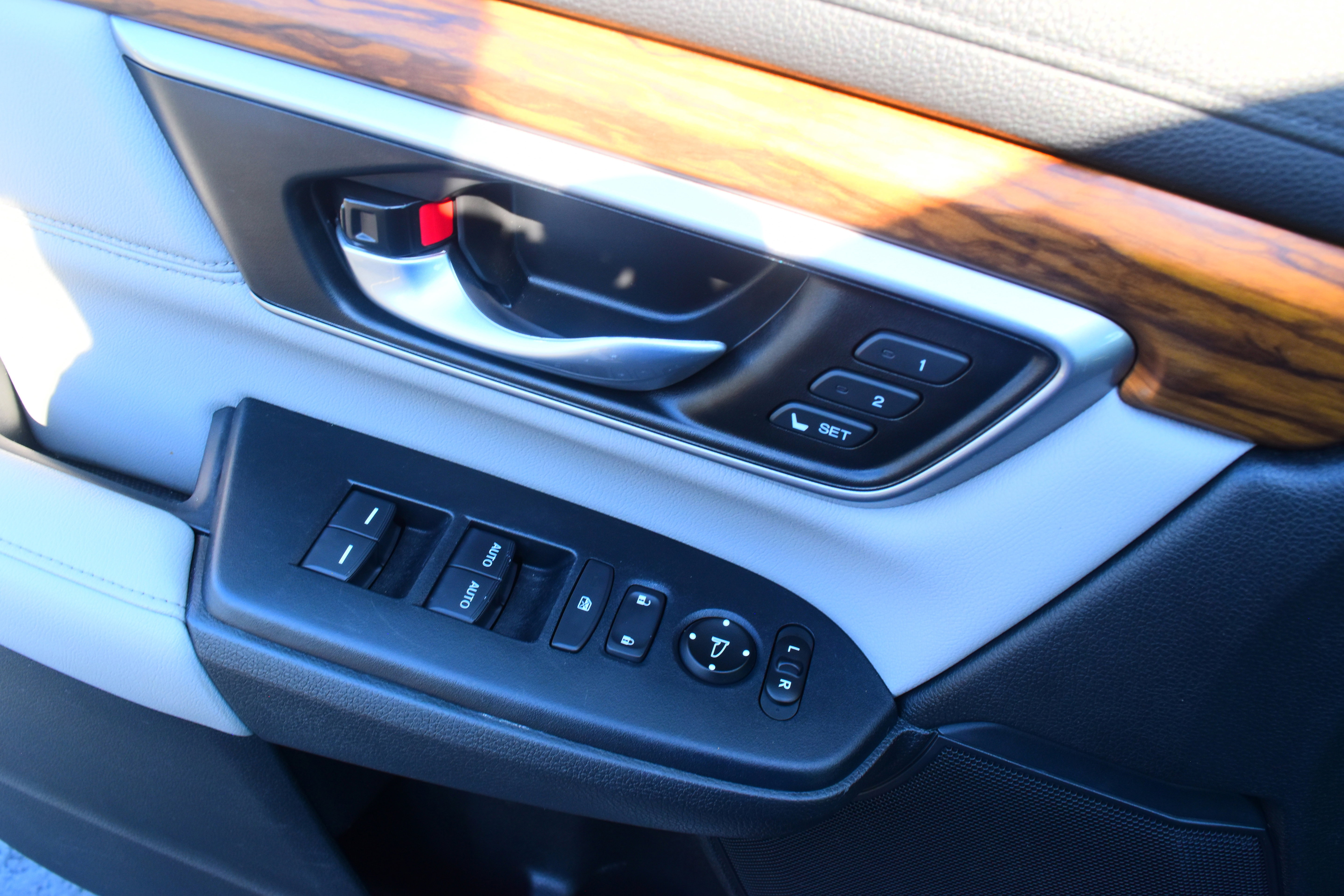 Certified 2018 Honda CR-V Touring image 15