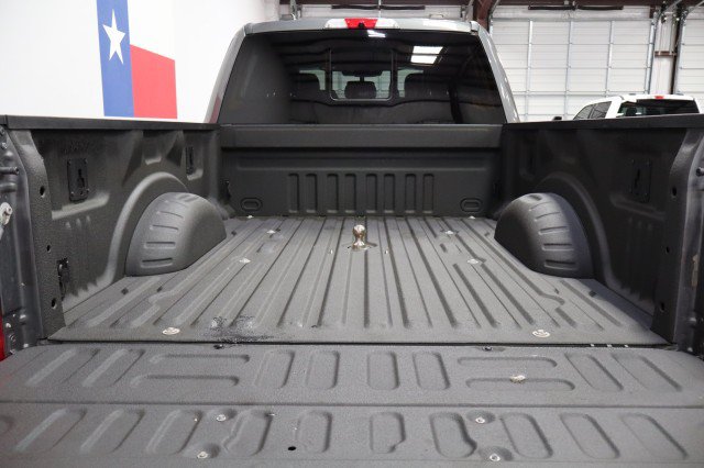 Used 2022 Ford F250 Platinum w/ FX4 Off-Road Package AWD/4WD image 30