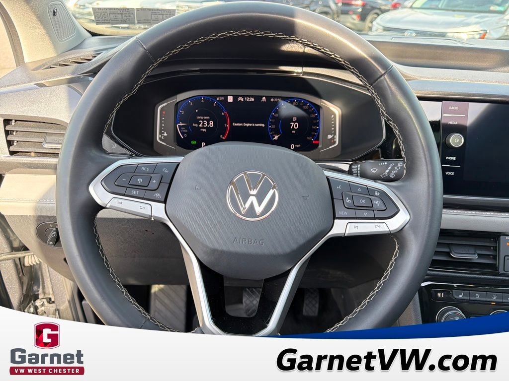 Certified 2024 Volkswagen Taos SEL image 15