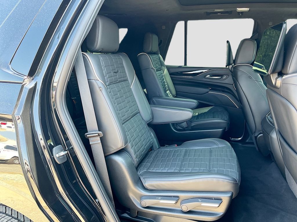 Certified 2024 Cadillac Escalade V image 36