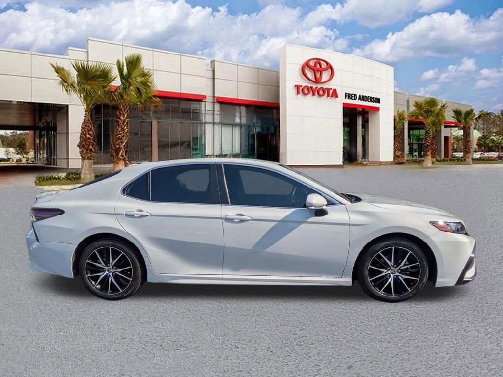Certified 2024 Toyota Camry SE w/ Convenience Package FWD image 4