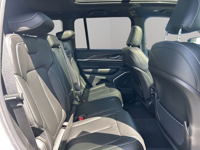 New 2026 Jeep Grand Cherokee Limited AWD/4WD image 21