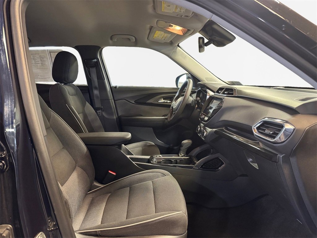Used 2021 Chevrolet TrailBlazer LT w/ Convenience Package image 26
