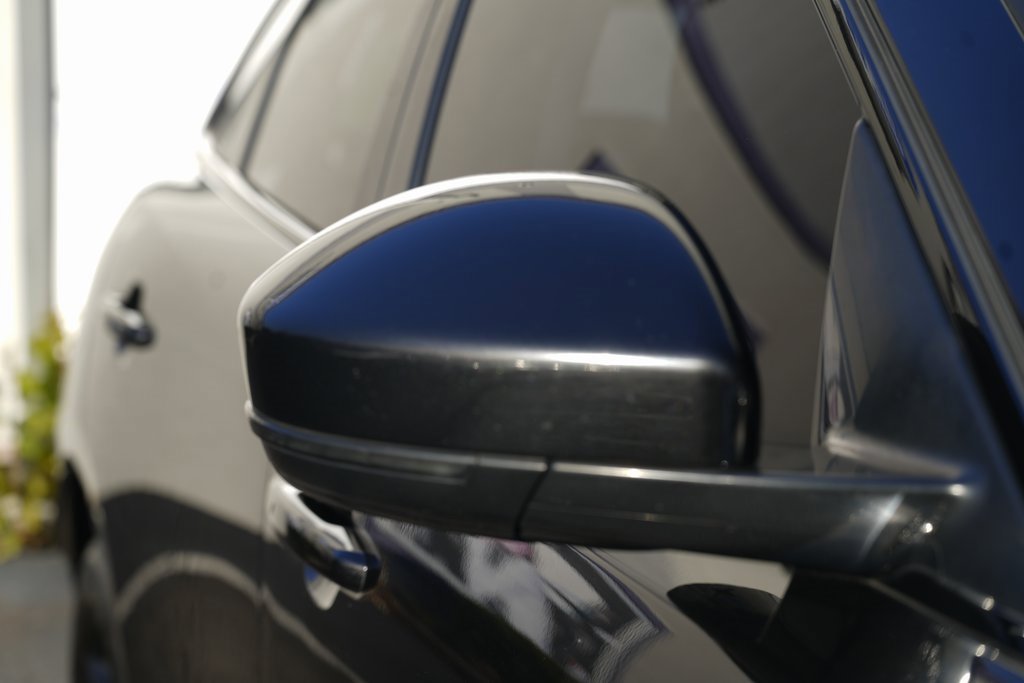 Used 2017 Jaguar F-PACE R-Sport image 9