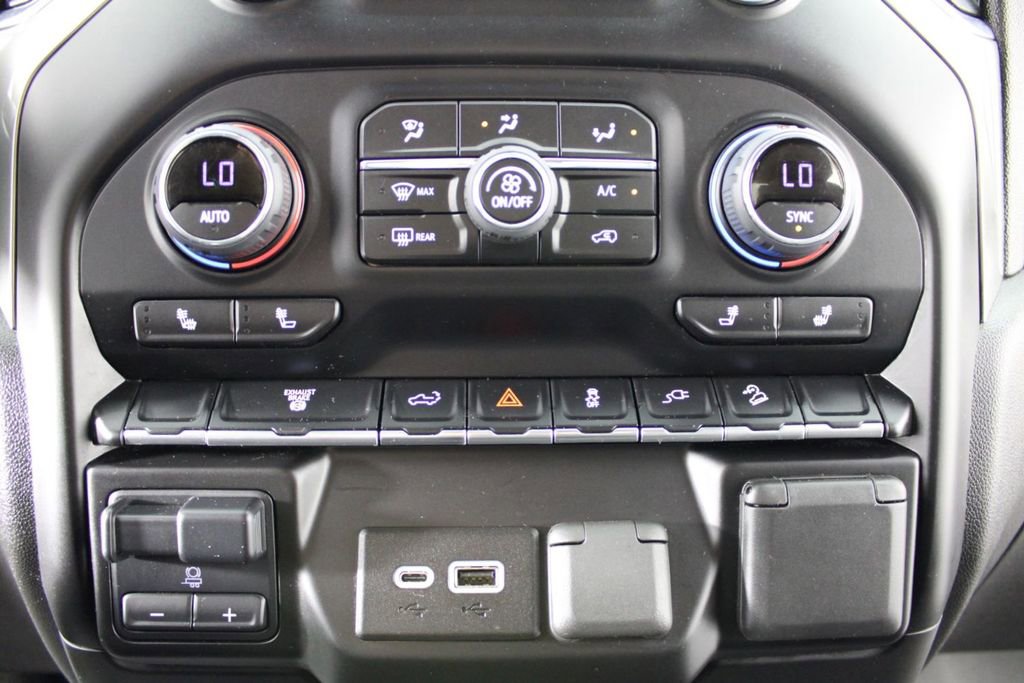 Used 2023 Chevrolet Silverado 2500 LT image 20