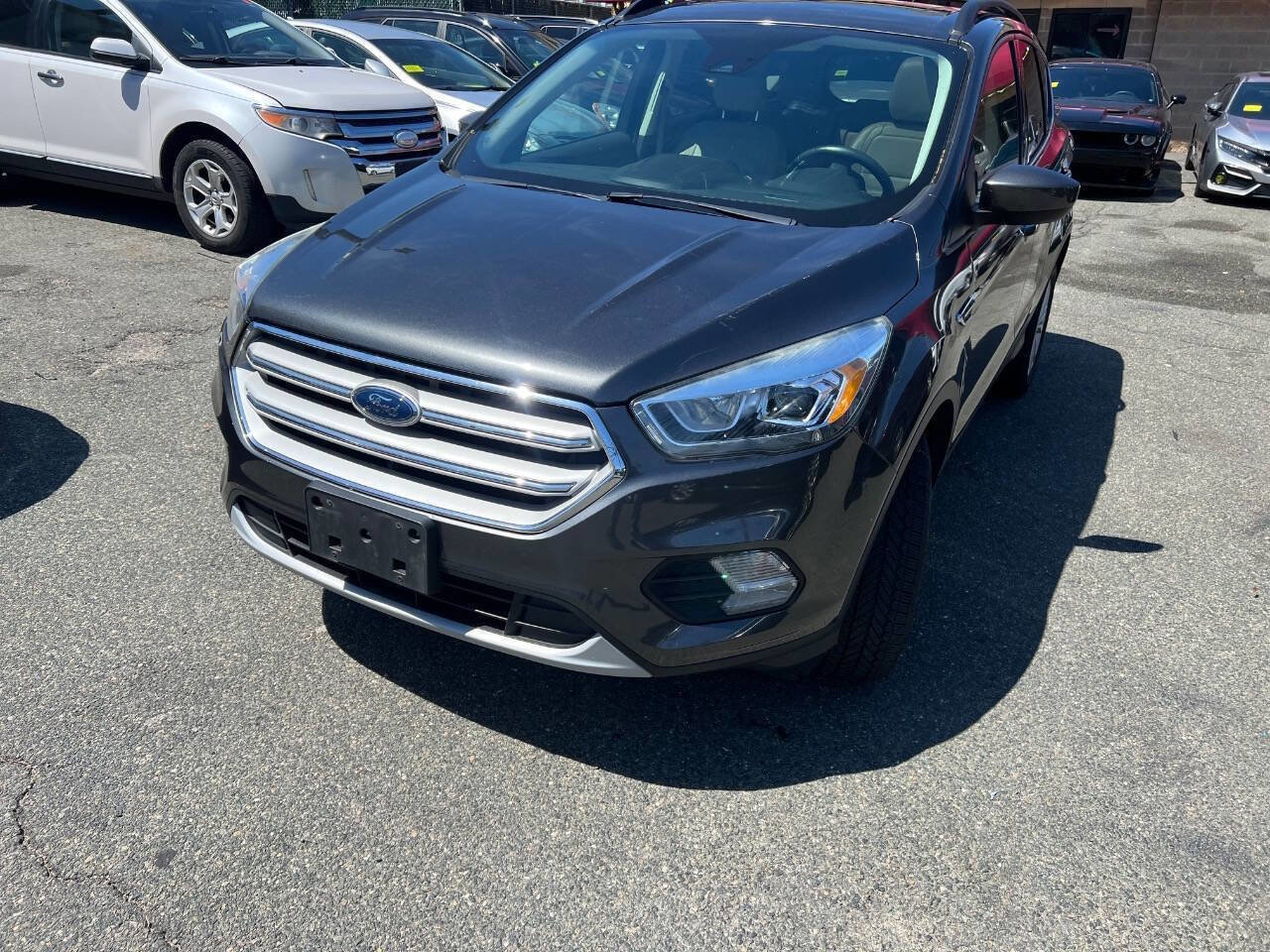 Used 2018 Ford Escape SEL w/ Ford Safe & Smart Package AWD/4WD image 4