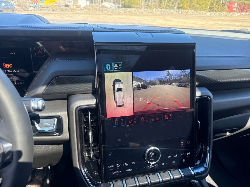 New 2026 GMC Yukon AT4 w/ AT4 Premium Plus Package image 27