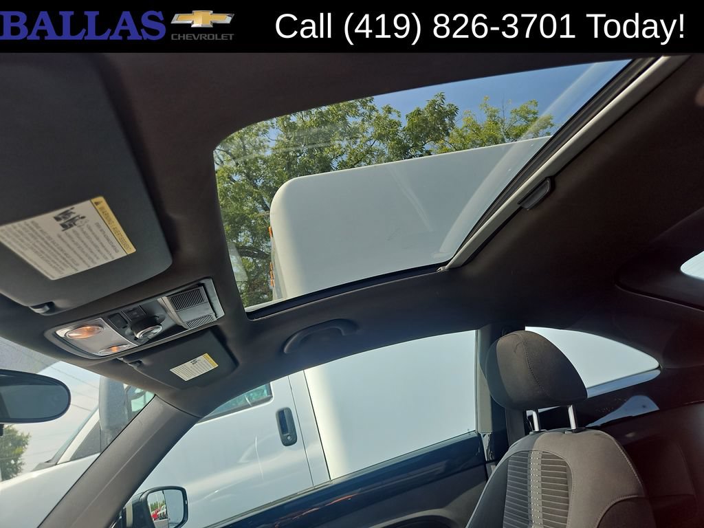 Used 2013 Volkswagen Beetle 2.0T FWD image 21