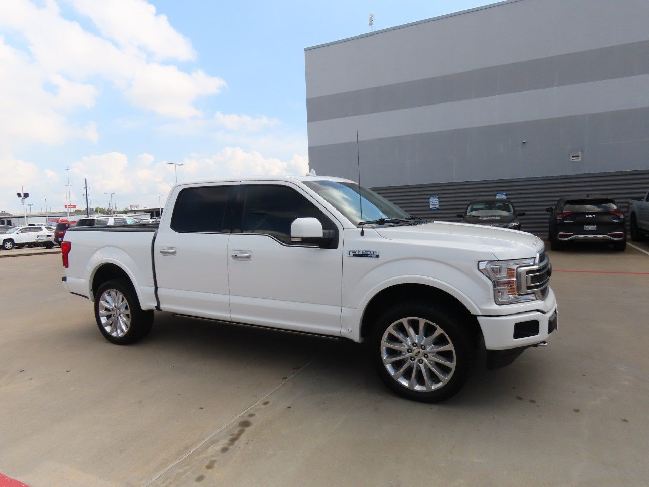 Used 2020 Ford F150 Limited w/ Trailer Tow Package image 7