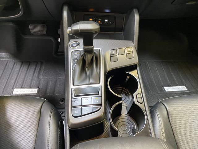 Used 2026 Kia Sportage EX image 45