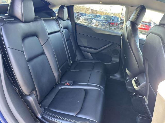 Used 2022 Tesla Model Y Long Range image 11