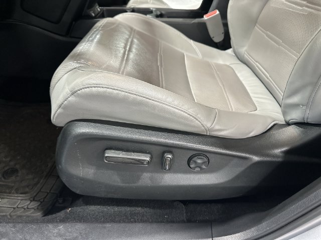 Used 2020 Honda CR-V EX-L image 18
