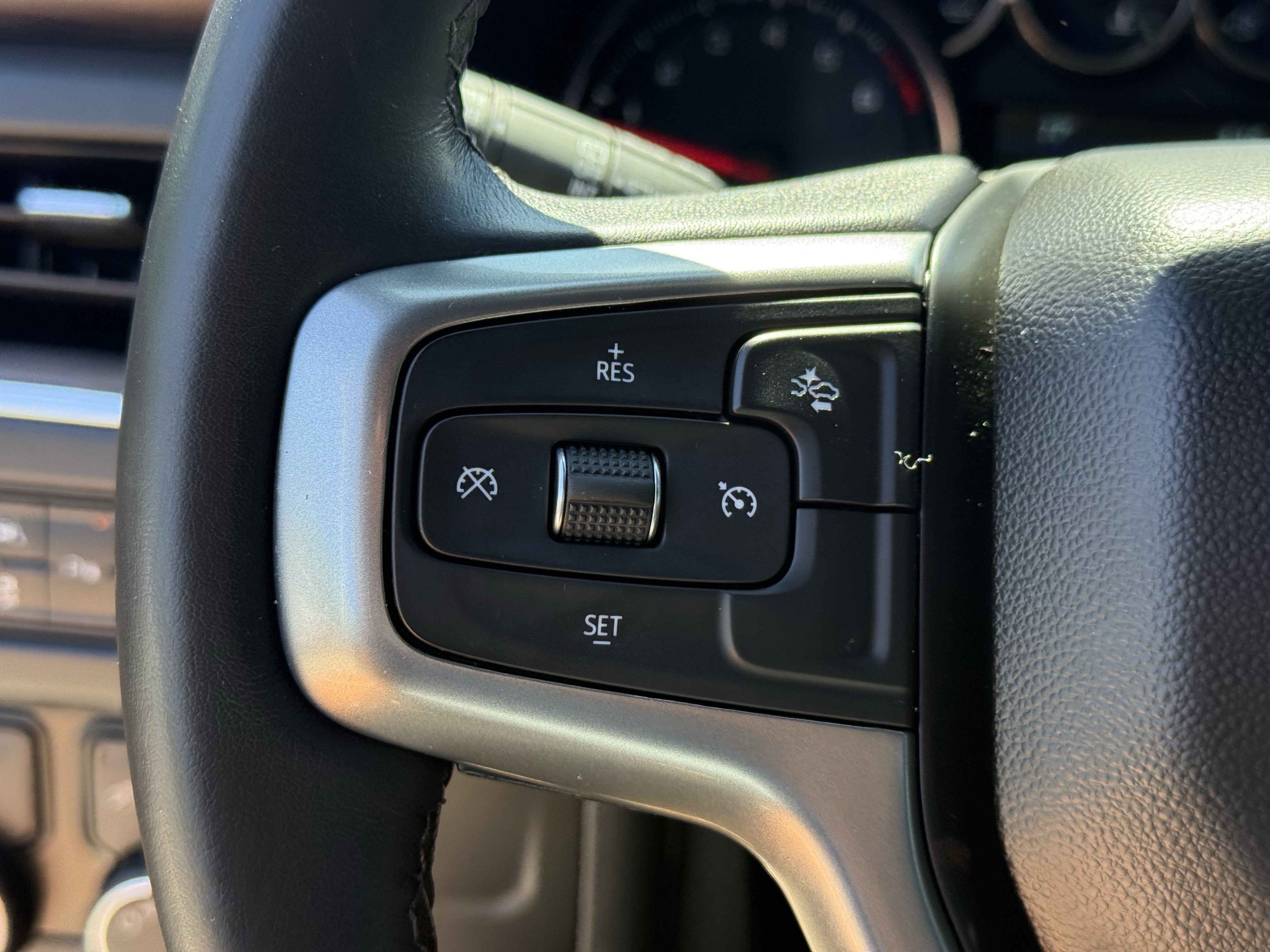 Used 2023 Chevrolet Tahoe LS image 17