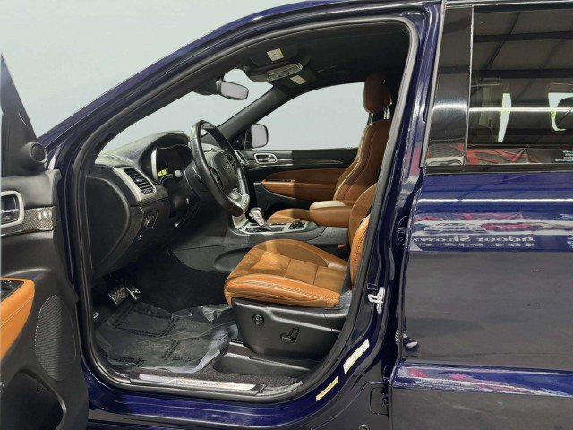 Used 2018 Jeep Grand Cherokee Trackhawk w/ Trailer Tow Group IV AWD/4WD image 17
