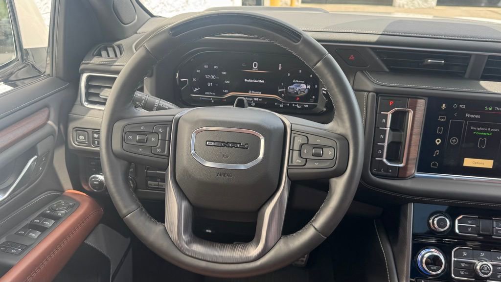 Used 2024 GMC Yukon Denali Ultimate w/ LPO, Floor Liner Package AWD/4WD image 21