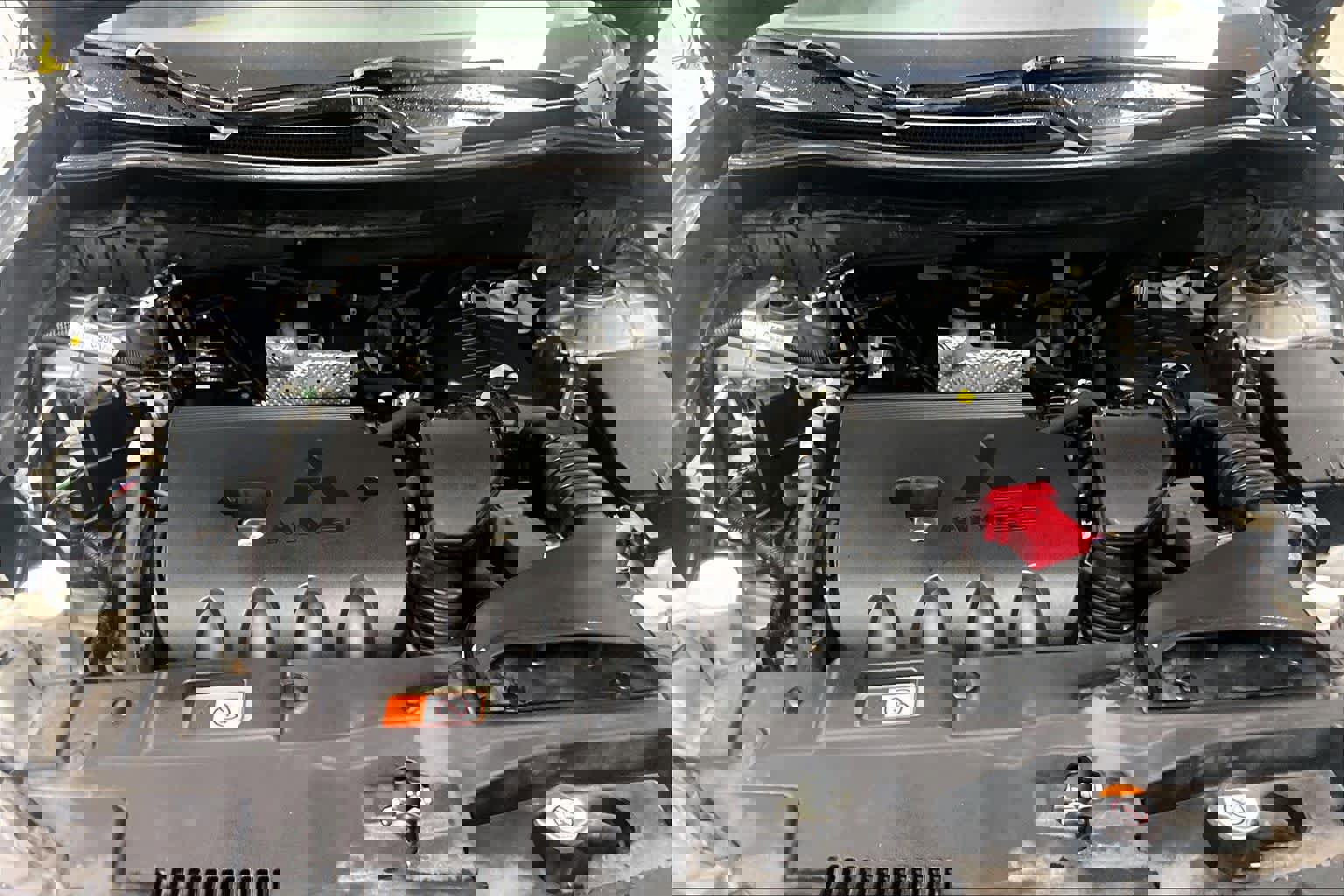 Used 2014 Mitsubishi Outlander ES image 29