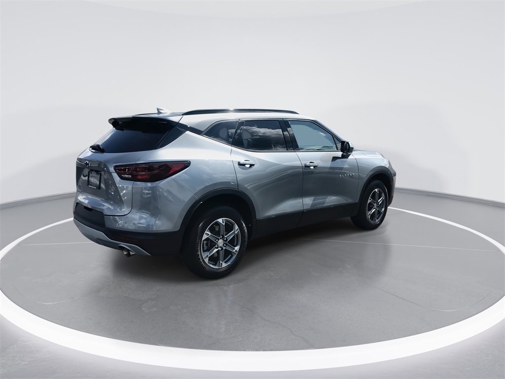 Used 2023 Chevrolet Blazer LT w/ Convenience Package image 8