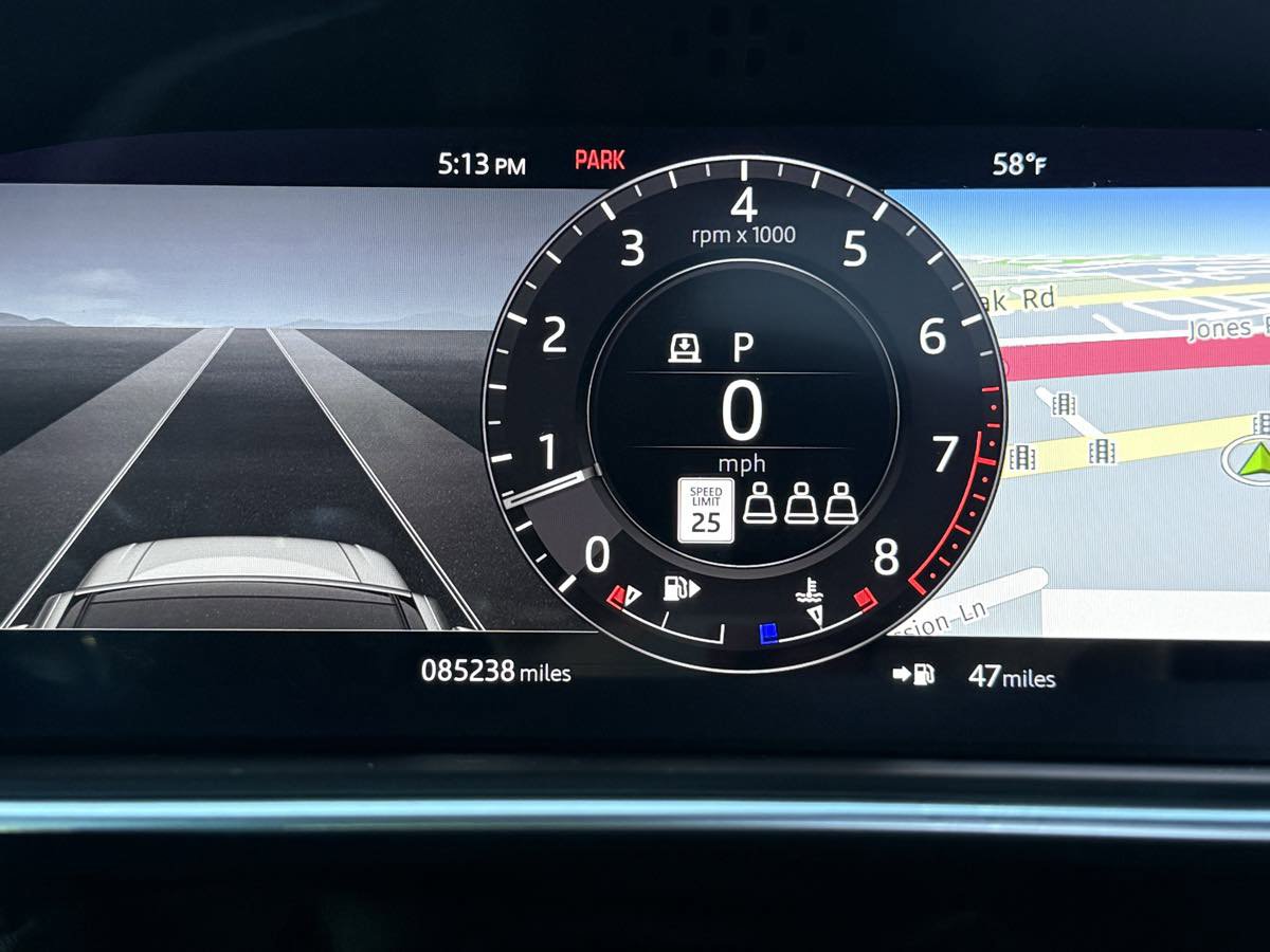 Used 2019 Land Rover Range Rover Long Wheelbase Supercharged image 21