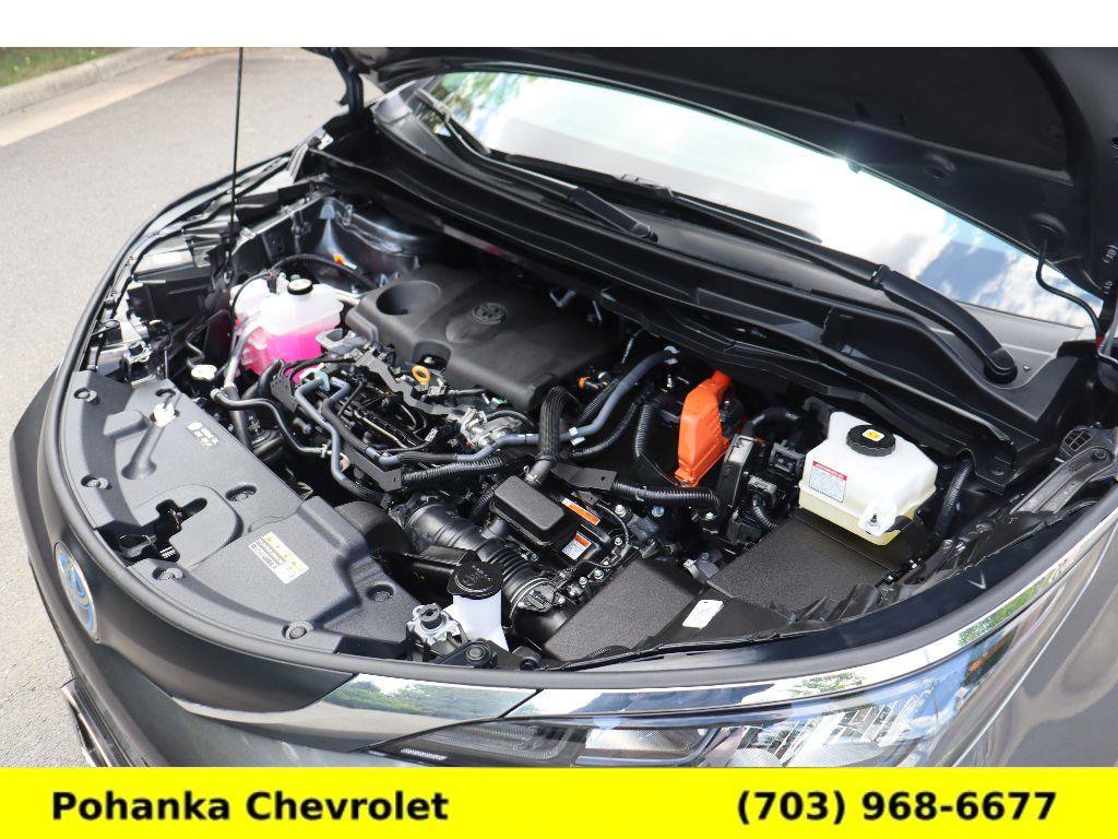 Used 2025 Toyota Sienna XLE w/ XLE Plus Package AWD/4WD image 31