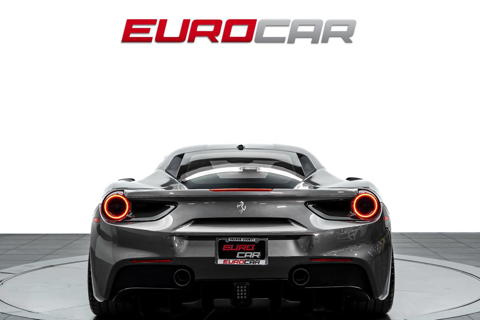 Used 2018 Ferrari 488 GTB RWD image 4