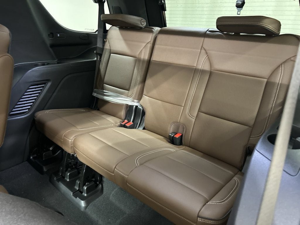 New 2026 Chevrolet Tahoe High Country AWD/4WD image 21