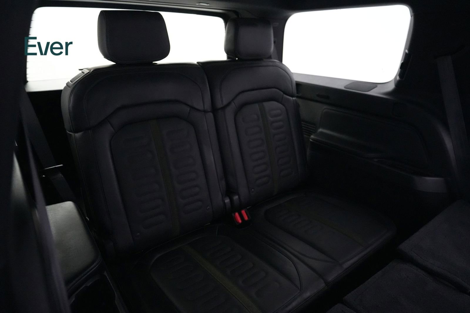 Used 2026 Rivian R1S Adventure AWD/4WD image 24