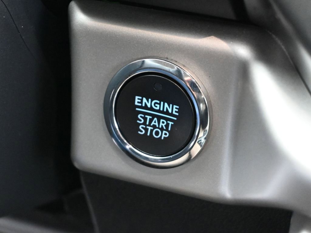 Certified 2024 Ford Expedition Max XLT image 14