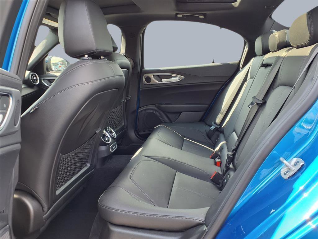 New 2025 Alfa Romeo Giulia image 10