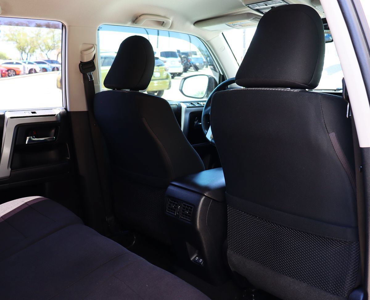 Used 2022 Toyota 4Runner SR5 AWD/4WD image 28